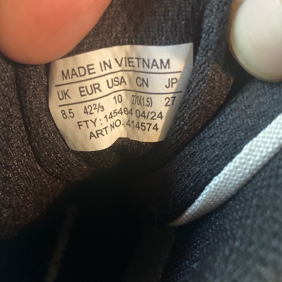 Salomon Hiking Boots - Picture 5 of 16